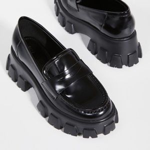 VILLA ROUGE Phoebe Lug Sole Loafers